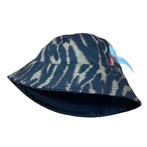 Levi's Accessories - New Levi’s Reversible Bucket Hat D7762-0001